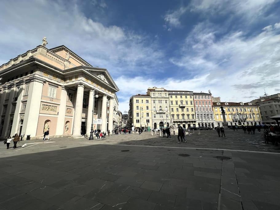 Central Mazzini Suits Trieste Exterior photo